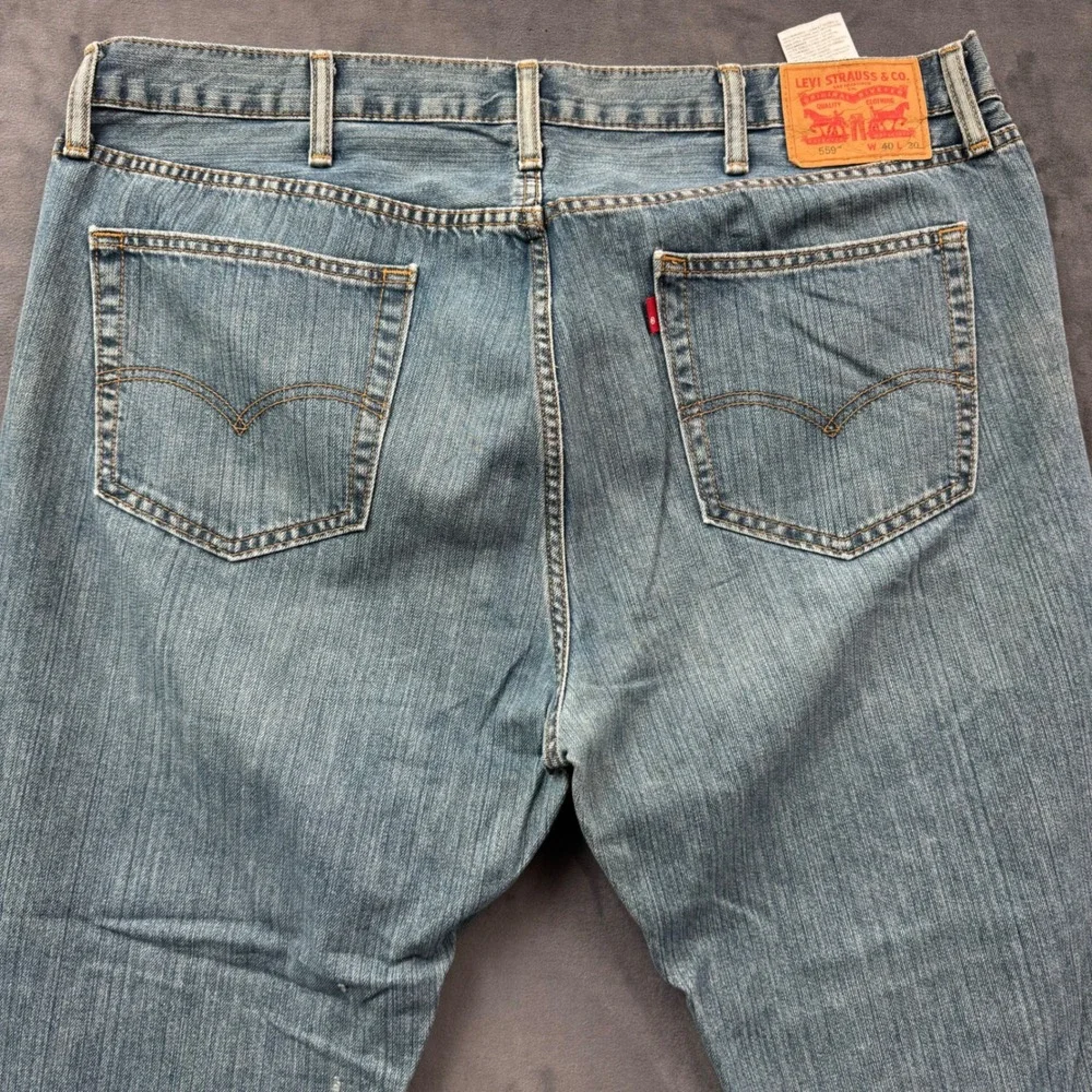 Levis 559 Relaxed Straight Leg Jeans Men 40x30 Medium Wash Blue Denim Distressed